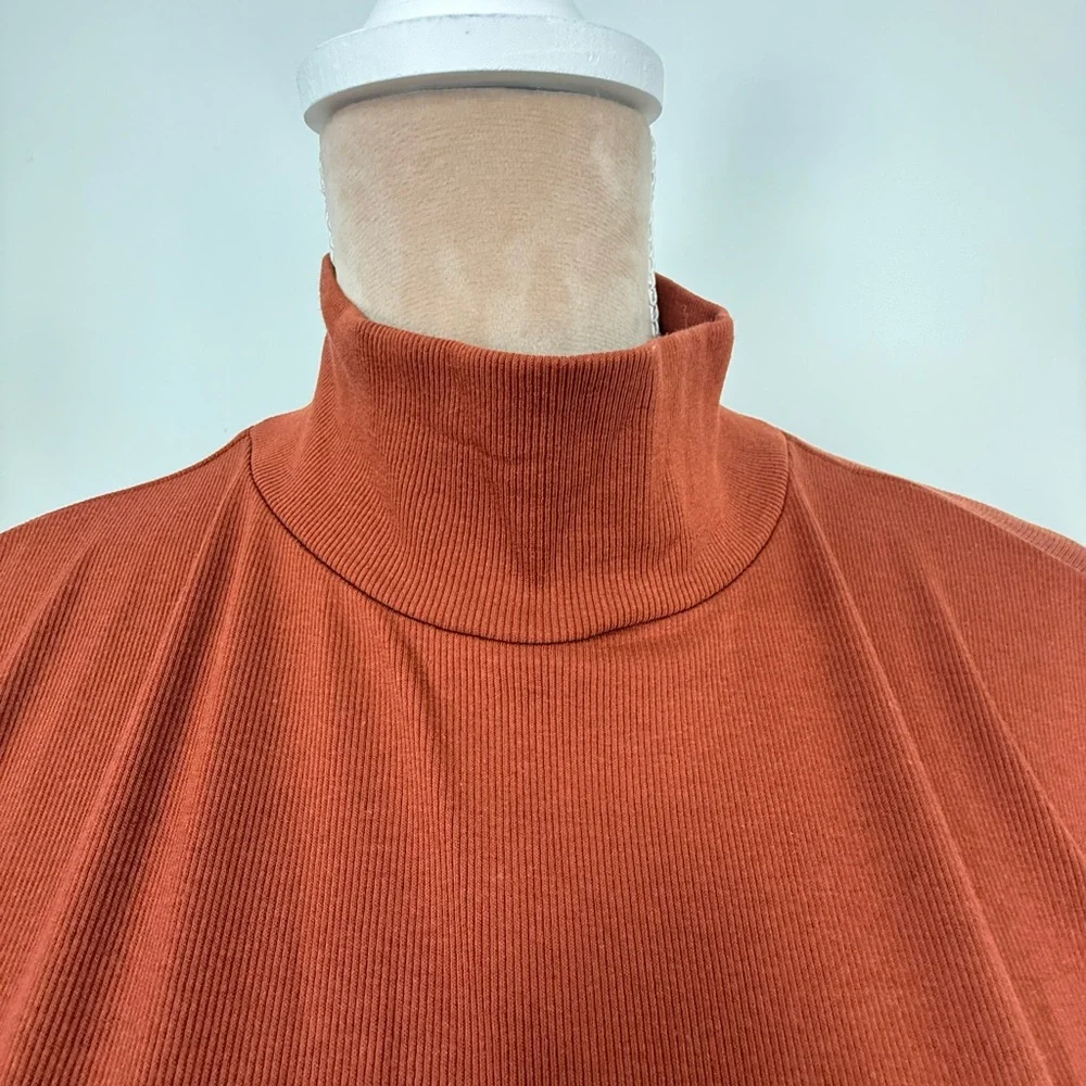 a.n.a Women's Burnt Orange Long Sleeve Top